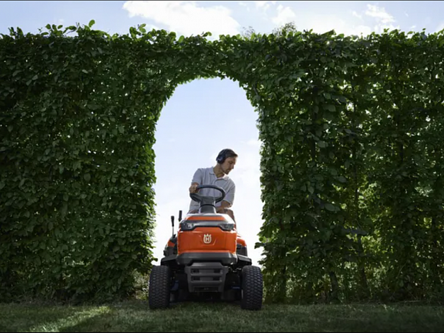 Трактор Husqvarna